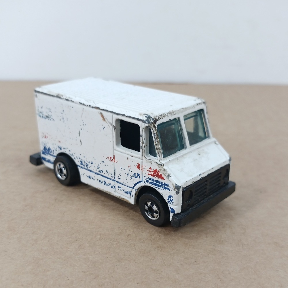 Hot Wheels 1976 Letter Getter Mail Delivery Van White Diecast Car Blackwall